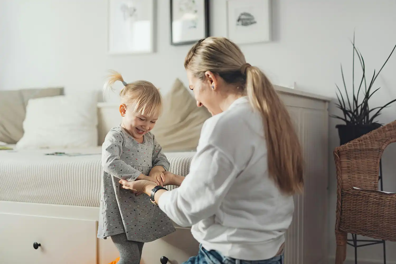 Lindy Dowe Counselling and Psychotherapy - Black Box Parenting Program - A Parenting Program for Healing